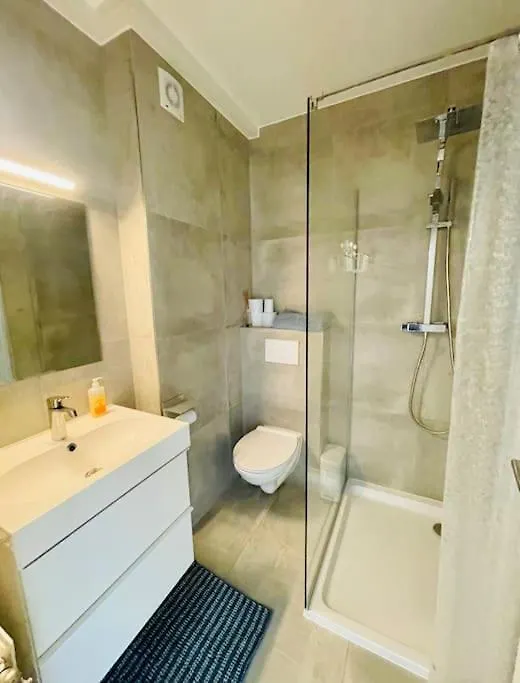 Apartment Large 1 Bedroom In Center With Terrace&Parking-67B Luxembourg